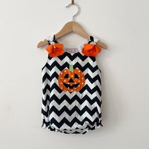 EUC Halloween Embroidered Appliqué Jack-o’-lantern Chevron Bubble